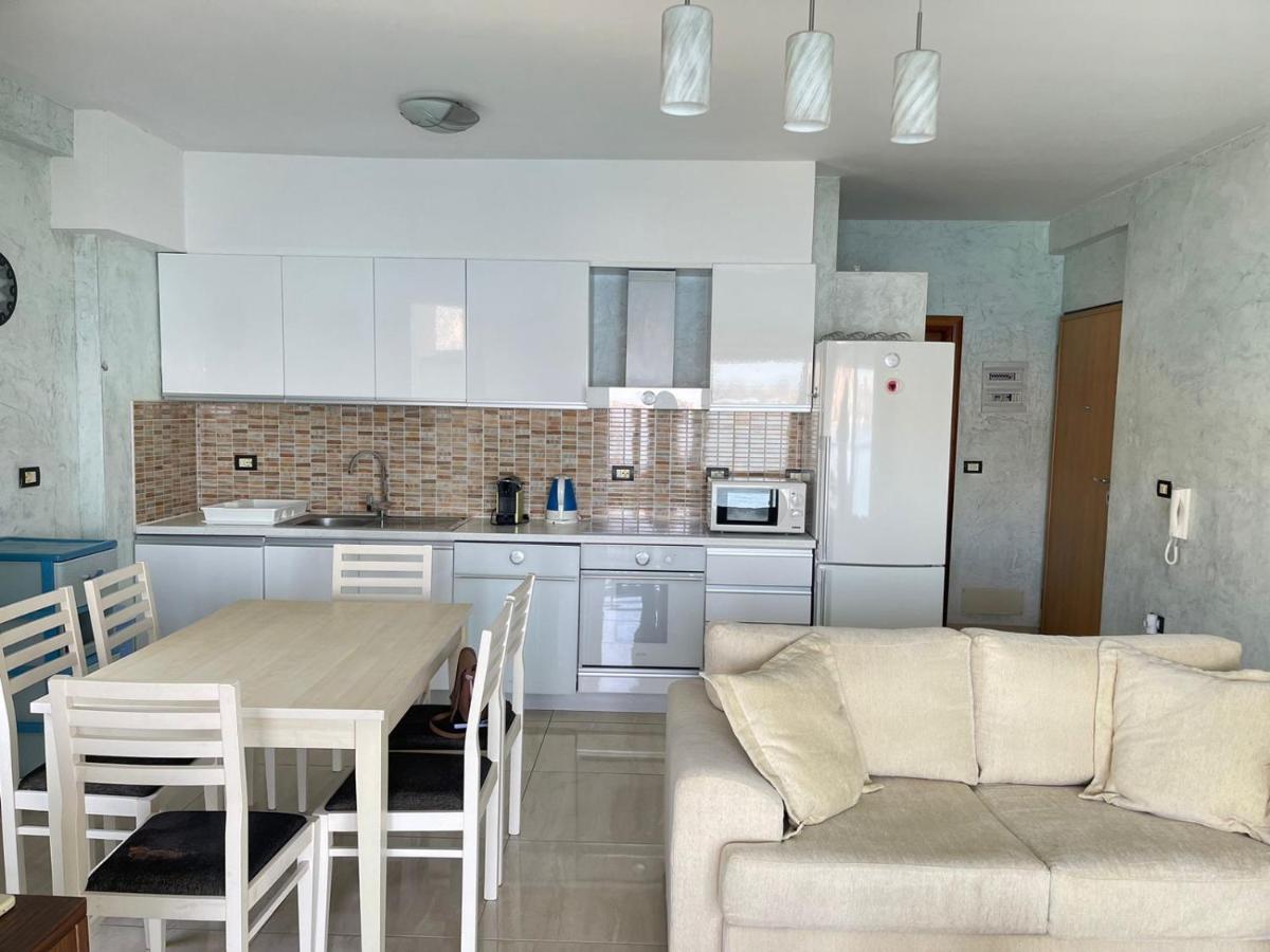 1-Stunning Sea View Apartments! Saranda Extérieur photo