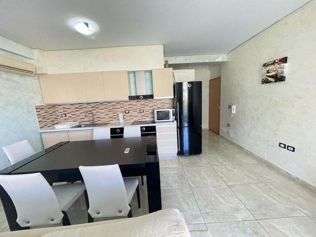 1-Stunning Sea View Apartments! Saranda Extérieur photo
